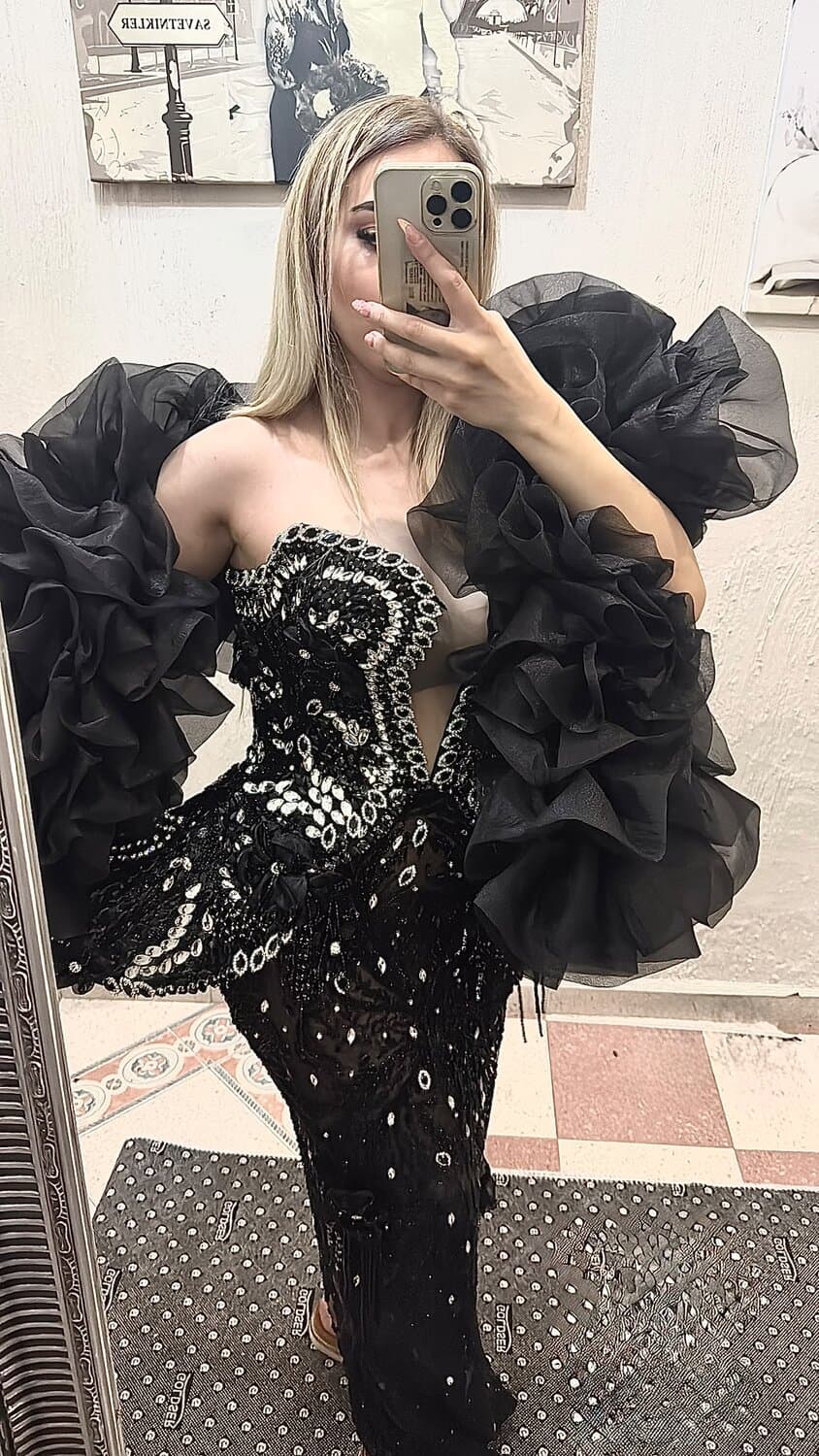 Violeta's BLINI dress photo