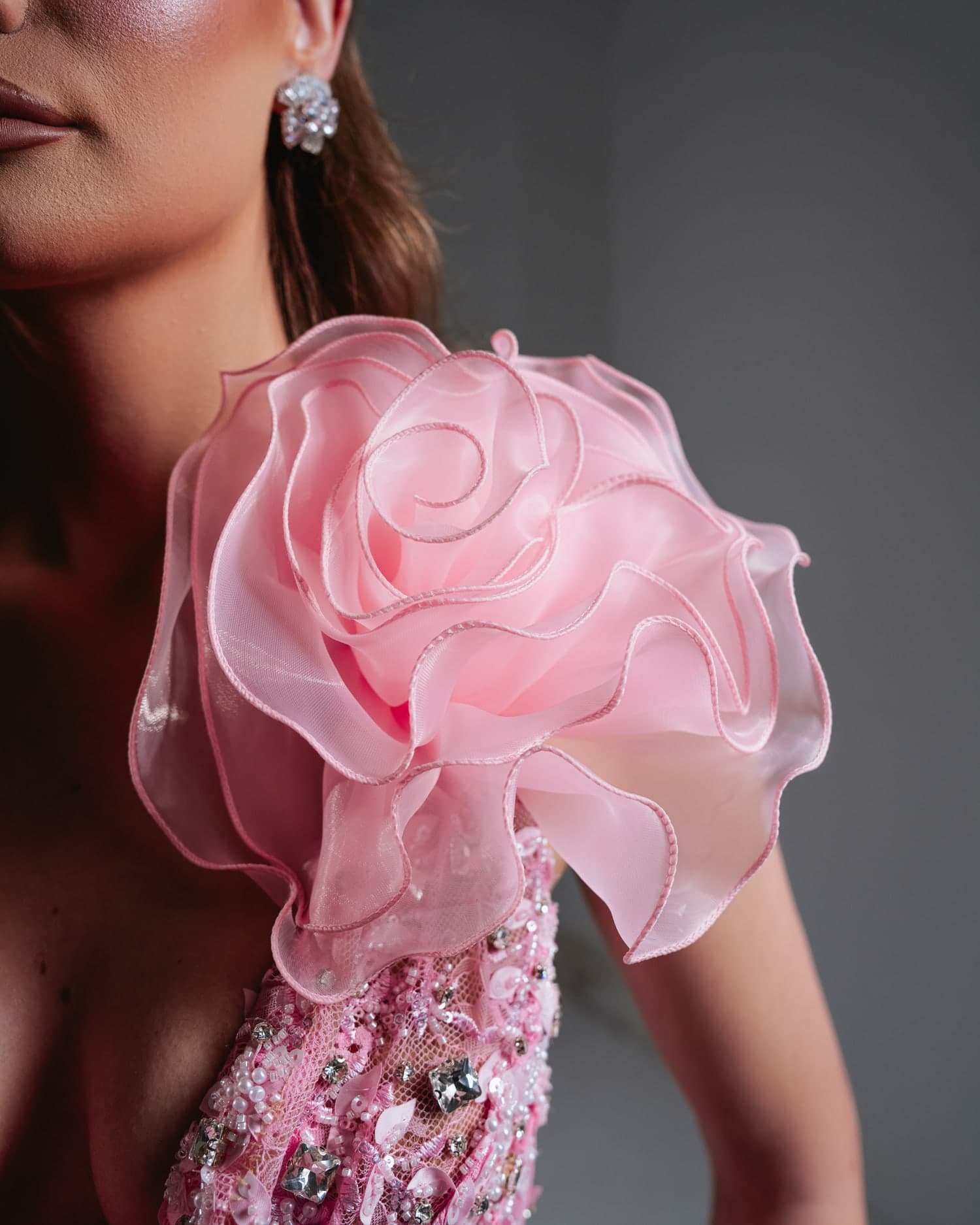 PEONIA — alternate angle
