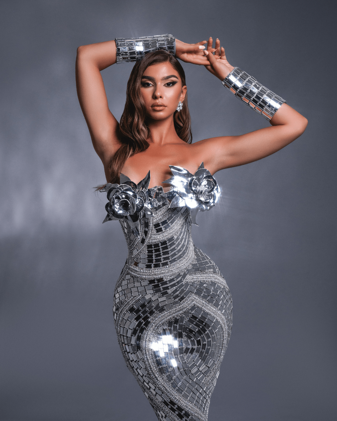 Dowera Metallic Gray Sleeveless Dress with Crystals and Flowers - BLINI