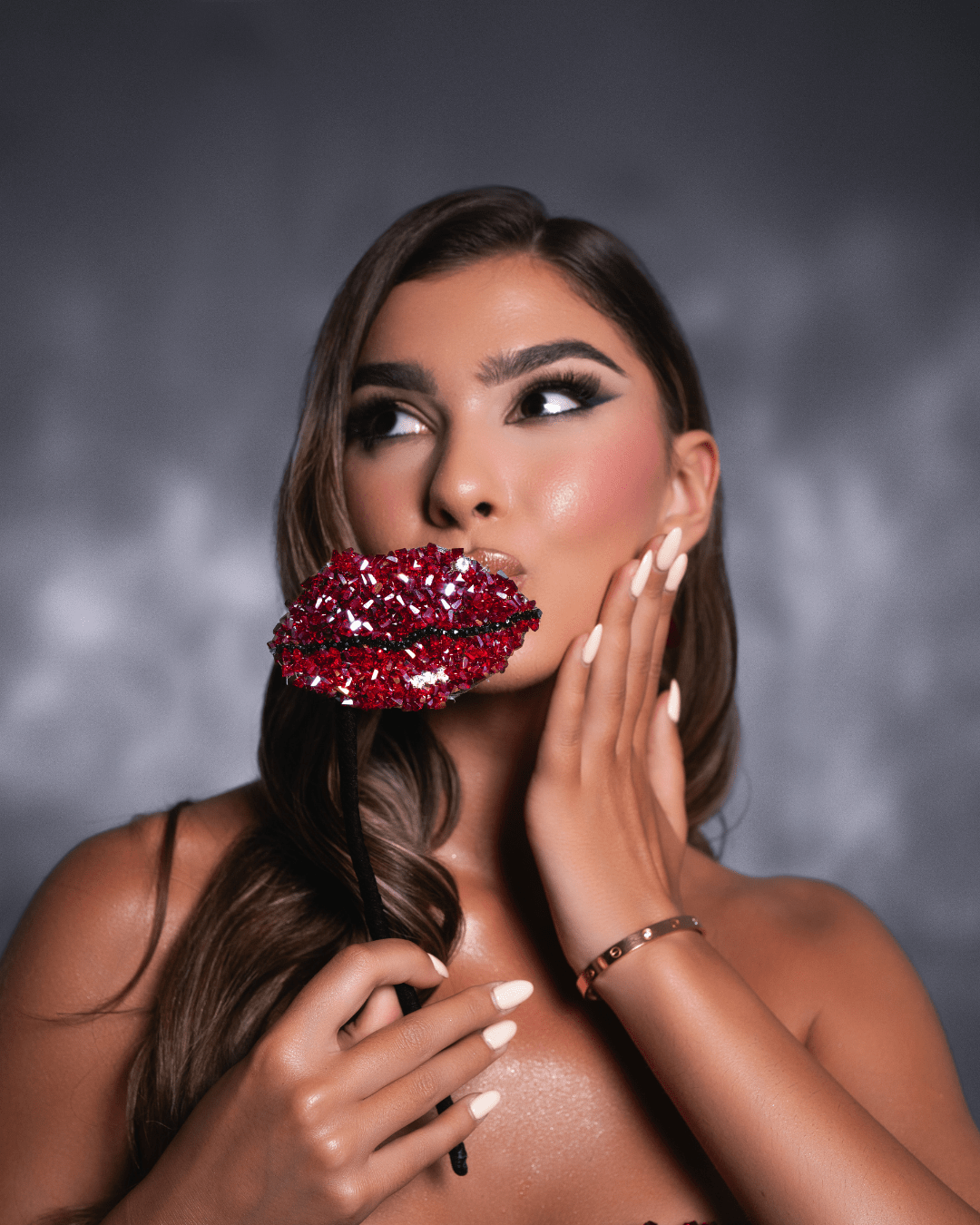 Emonya KIss Black Sleeveless Dress with Fedora Style Hat - BLINI