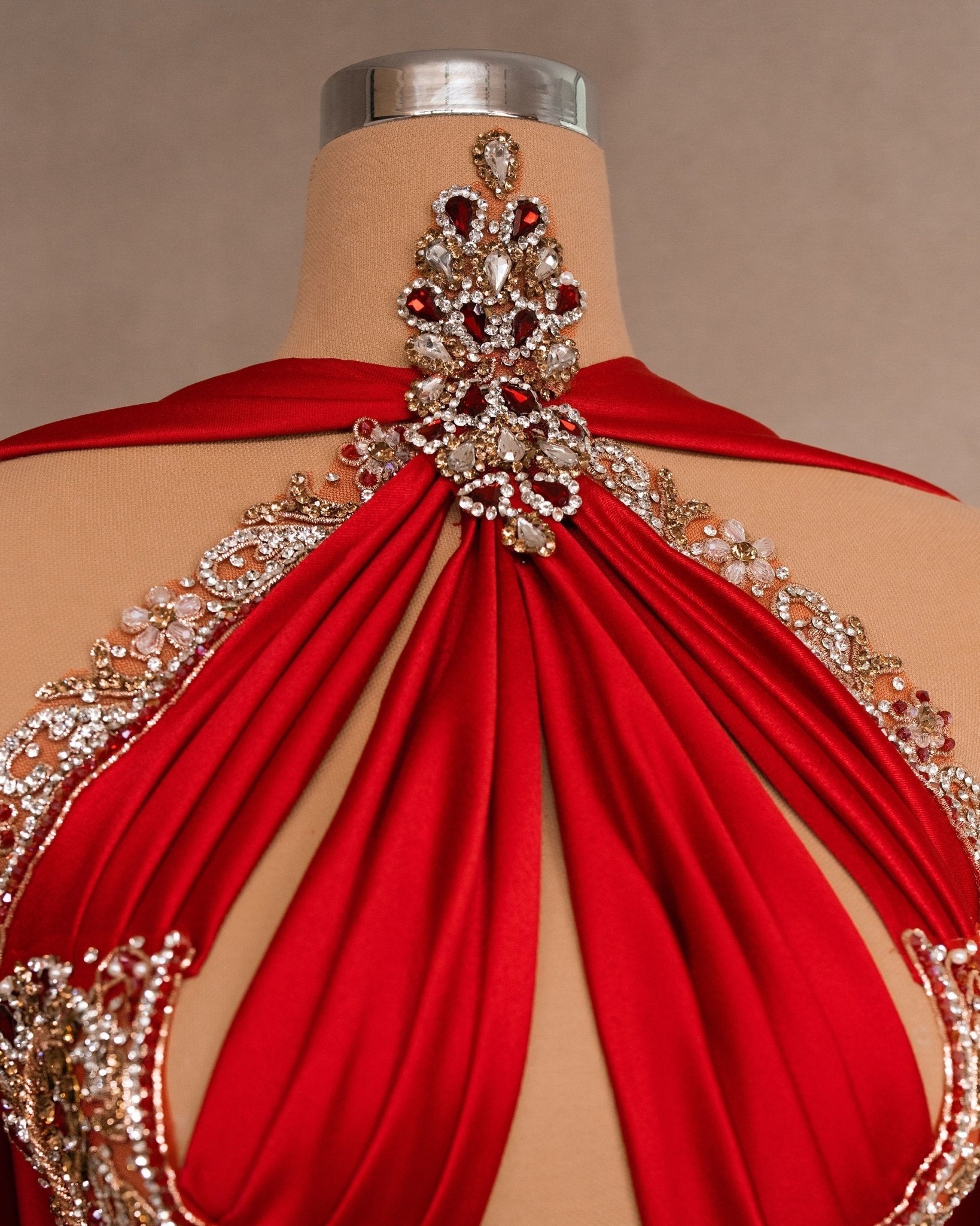 Fynela Red Dress Embellished with Stones and Cape - BLINI
