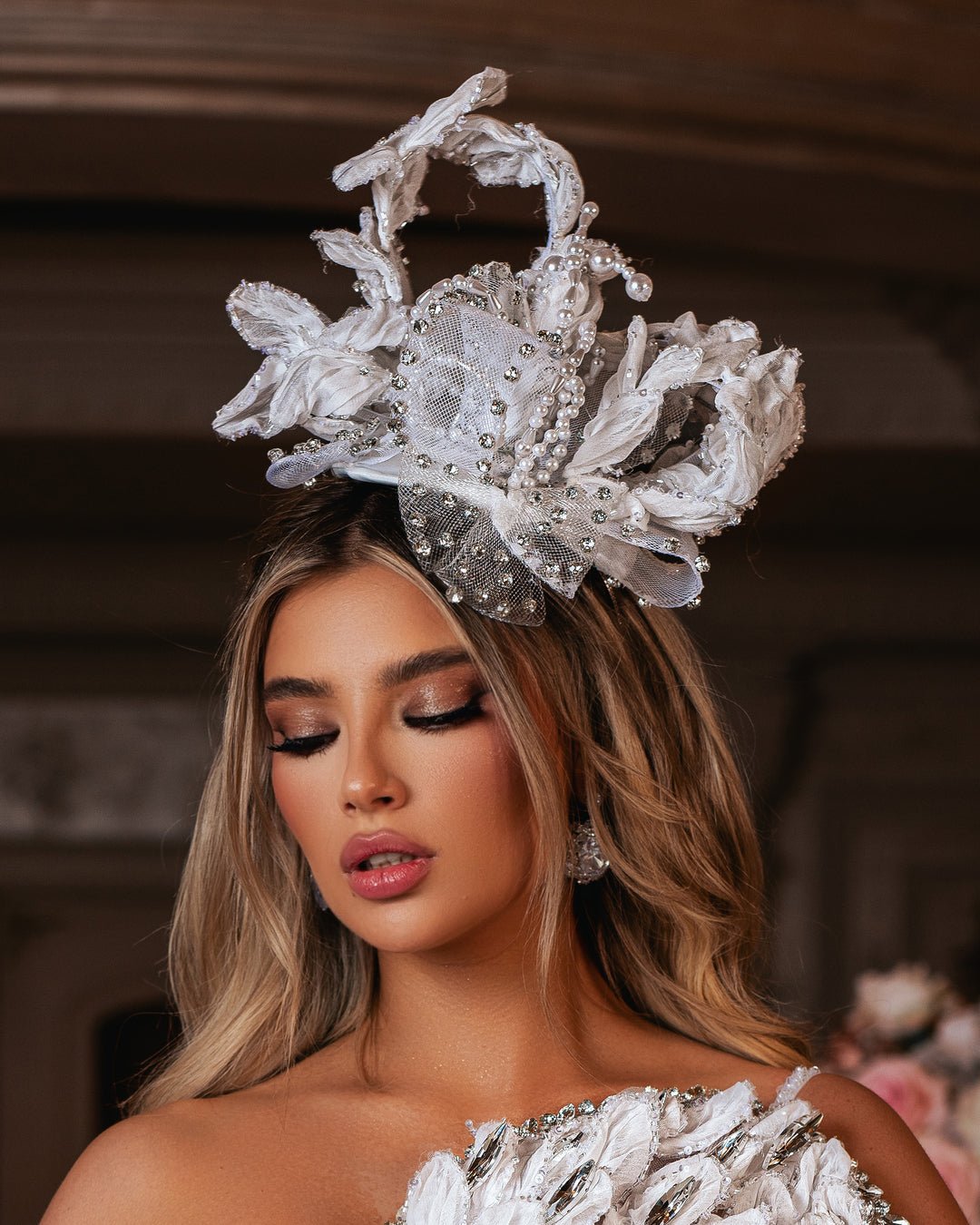 Tainá Bridal Dress with Crystals - BLINI