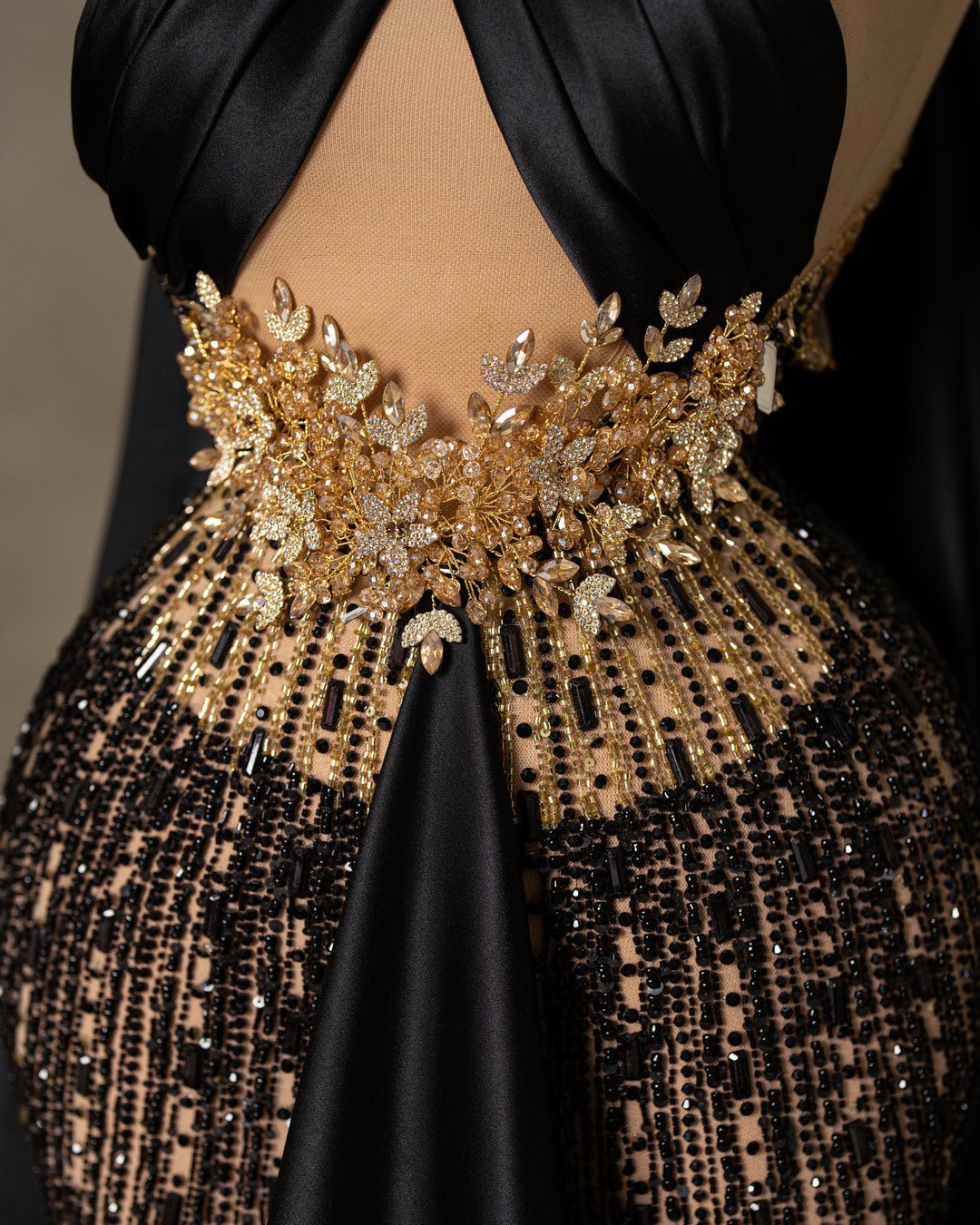 Tréana Black Dress with Gold Details - BLINI