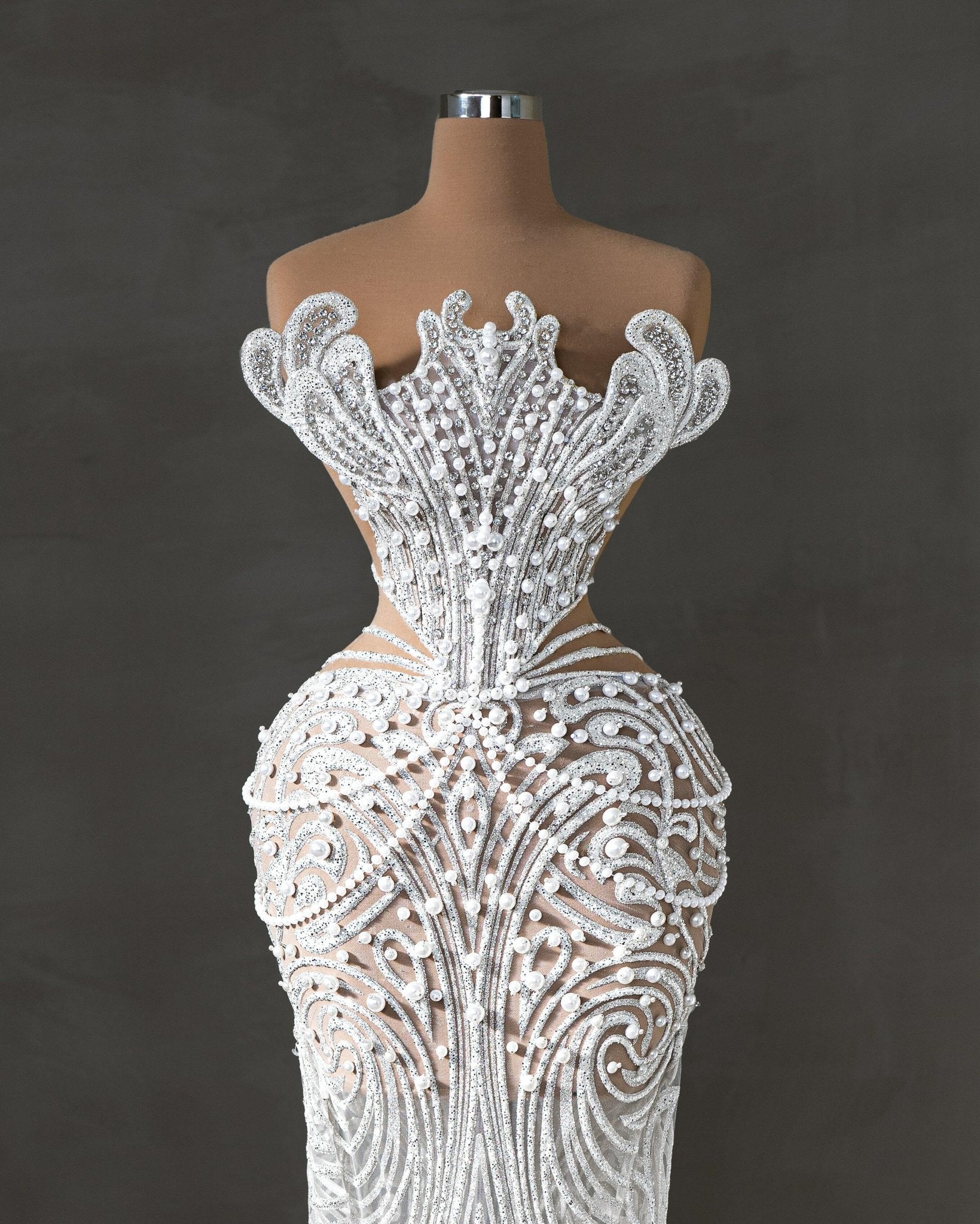 Tressiah Sleeveless Bridal Dress Embellished with Pearls - BLINI