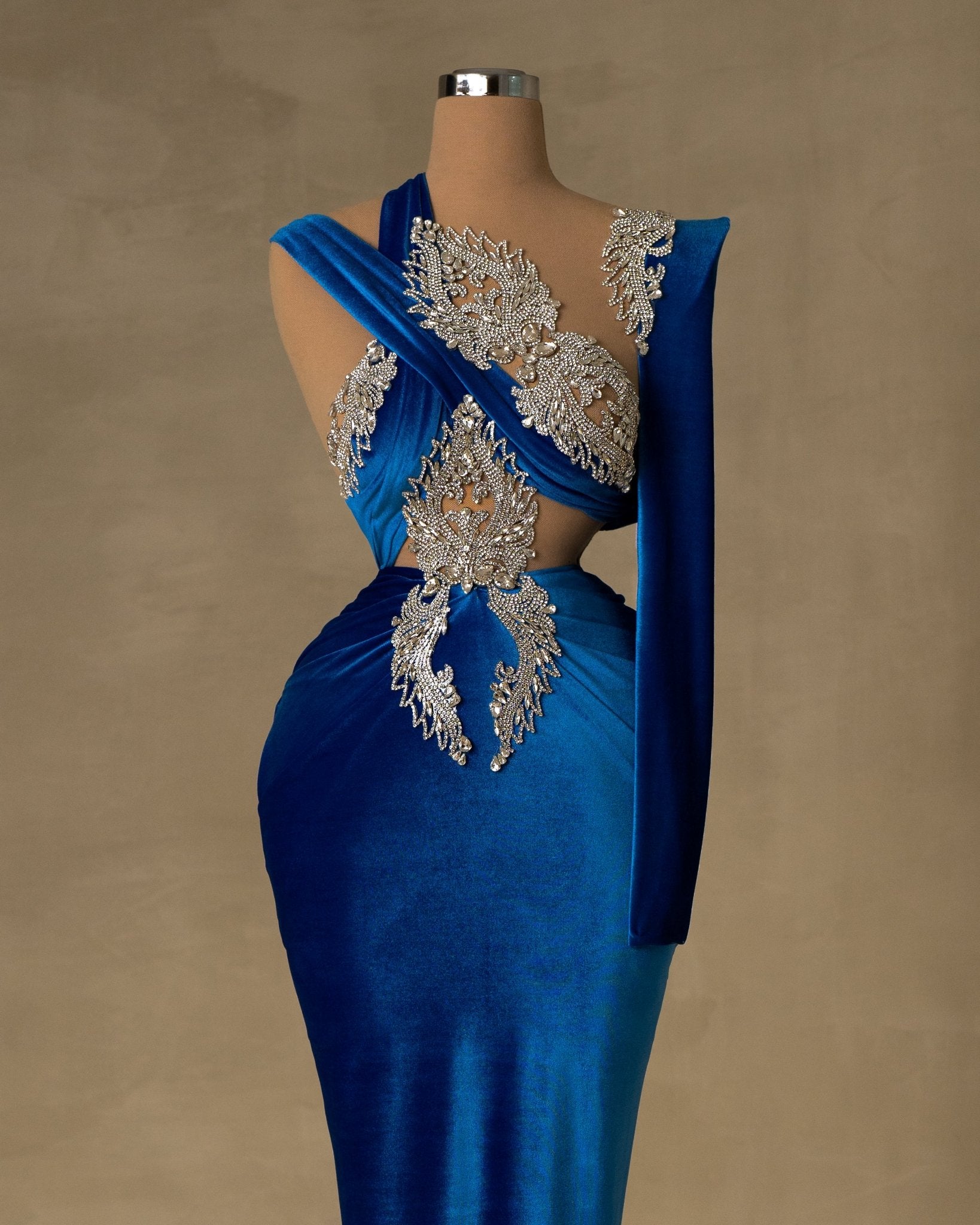 Kuonora Sparkling Velvet Dress with Stones – Blini Fashion House