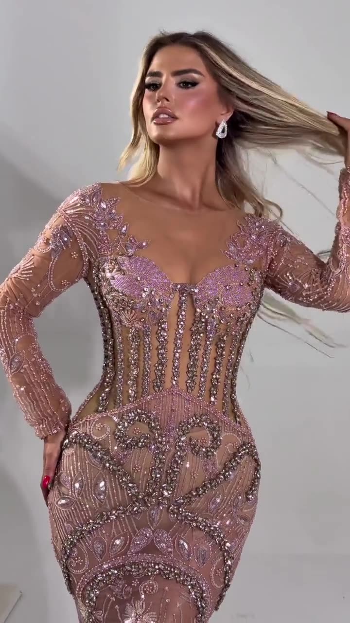 Henese in motion