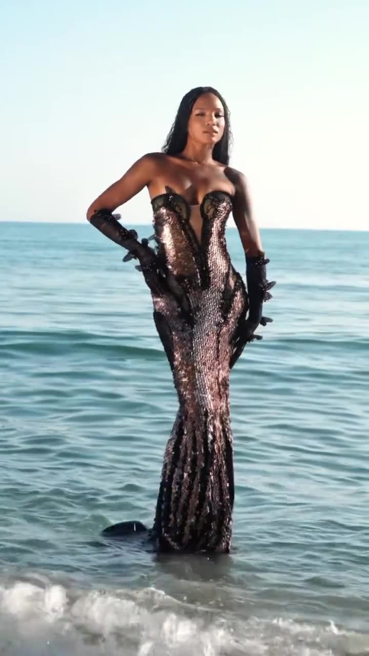 Panena in motion