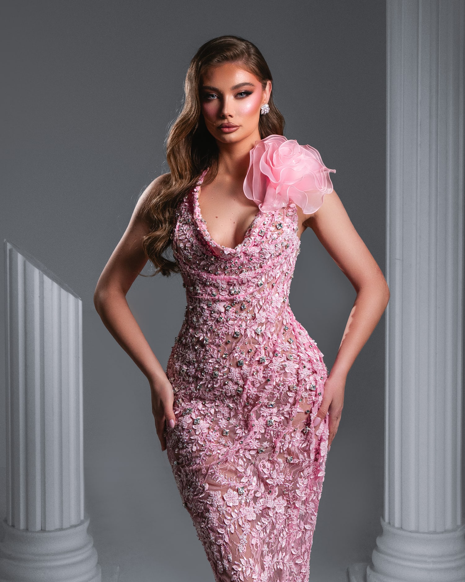 PEONIA — close-up bodice ruffles