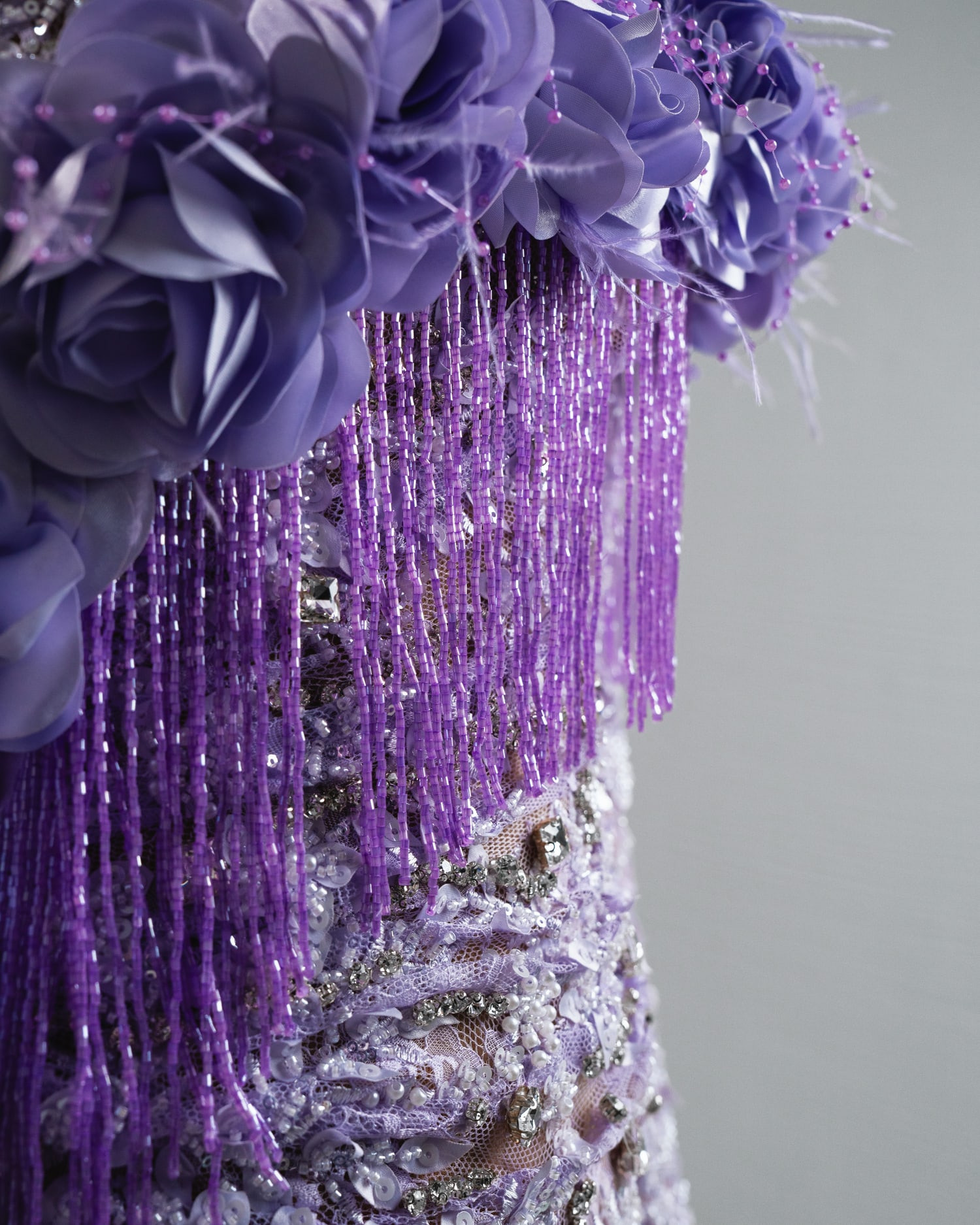 VIOLETTA — close detail